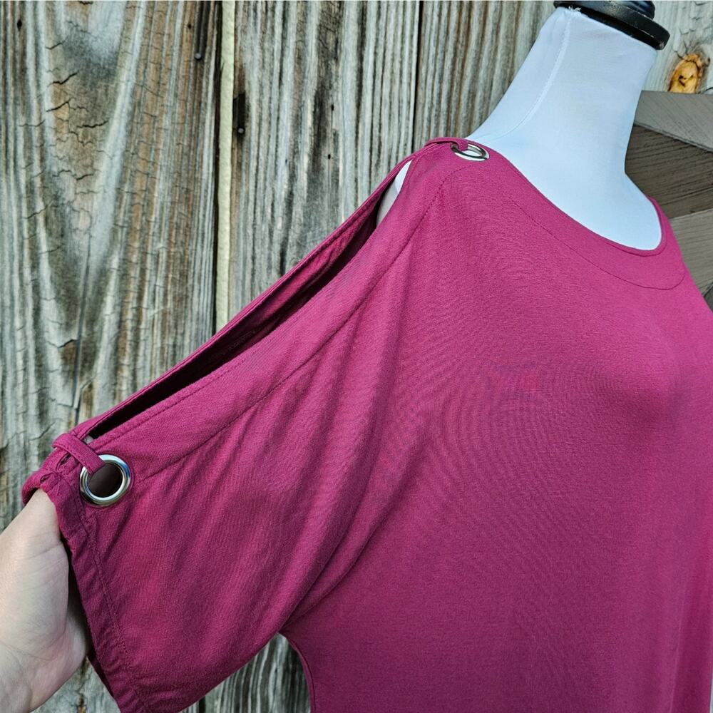 Cold Shoulder Grommet Top Cable Gauge Woman Size 2X Pink Asymmetric Hem Stretch